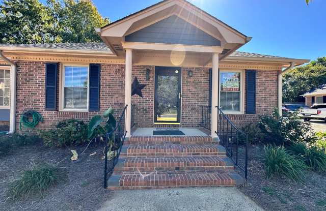 Exclusively Offered By Muse Realty Rentals, LLC Gallery 3