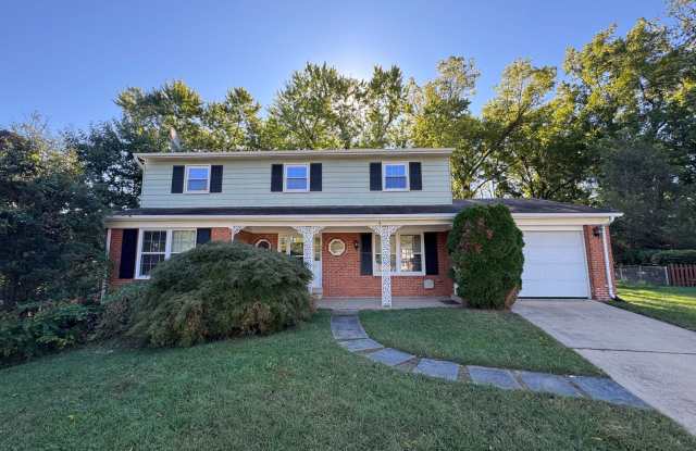 Spacious 4 Bed 2/2 Bath Home with Park-Like Yard in Desired Merrifield View photos photos