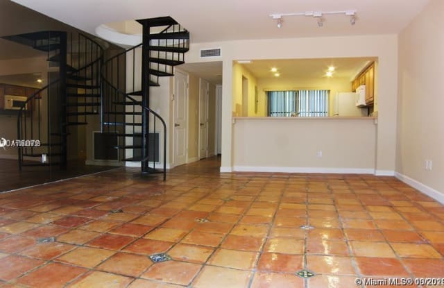521 NE 38th St - 521 Northeast 38th Street, Miami, FL 33137