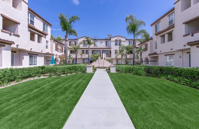Laurel Glen Apartment Homes photos photos