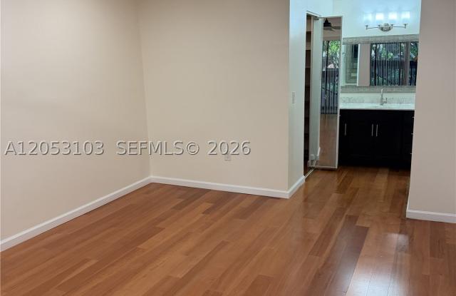 11325 SW 133rd Ct Gallery 2