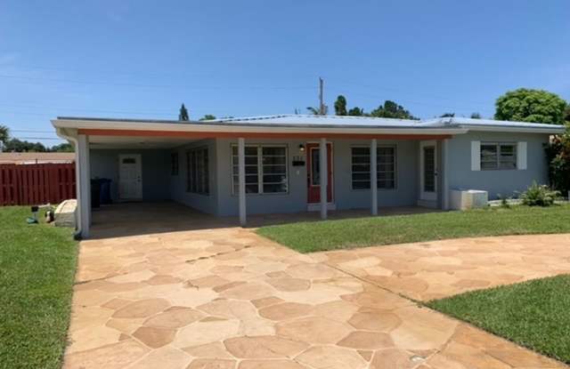 Oakland Park 3 bedroom 2 bath, Pool home with fenced in yard! NO HOA! photos photos
