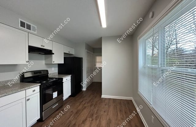 1777 Crosswood Cv - 1777 Crosswood Cove East, Southaven, MS 38671