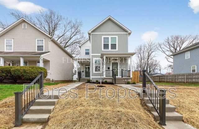 696 S 22nd St photos photos