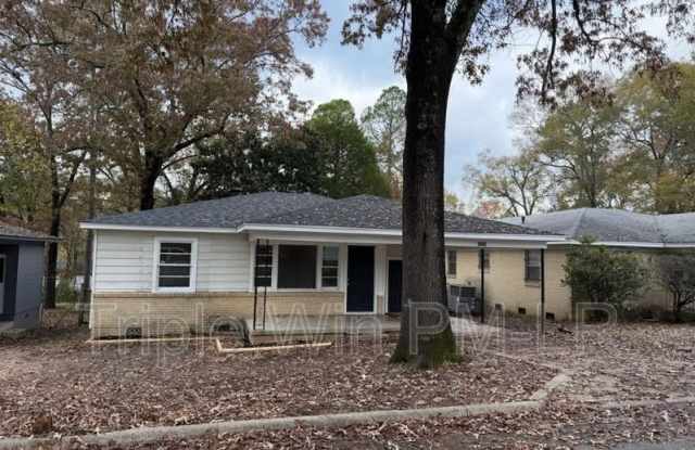 2204 S Monroe photos photos