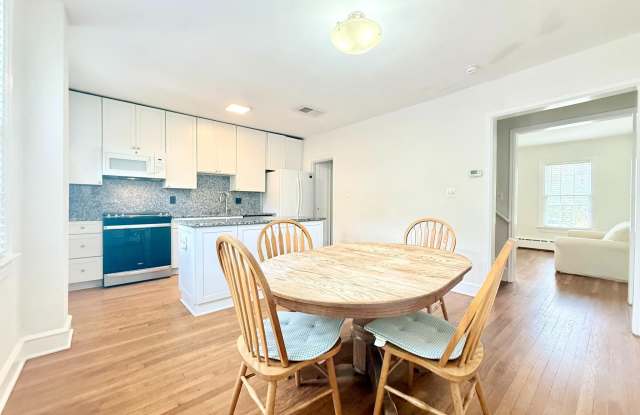 1908 37TH Street NW Gallery 4