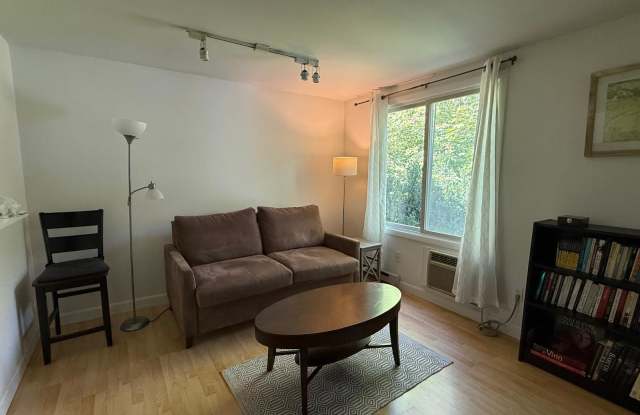 274 S Main St - 274 South Main Street, Providence, RI 02903