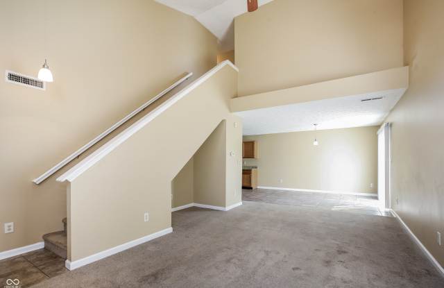 5003 Lewiston Drive Gallery 3