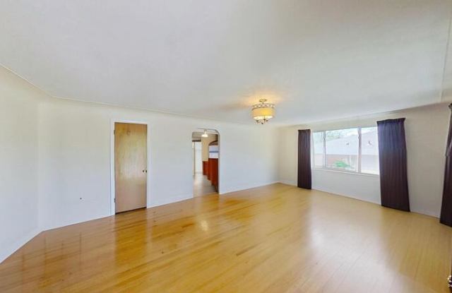 4030 S Fox St photos photos