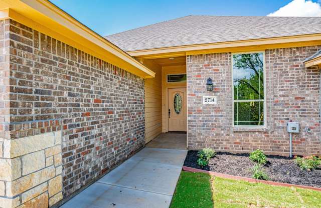 2714 Austin Drive Gallery 2