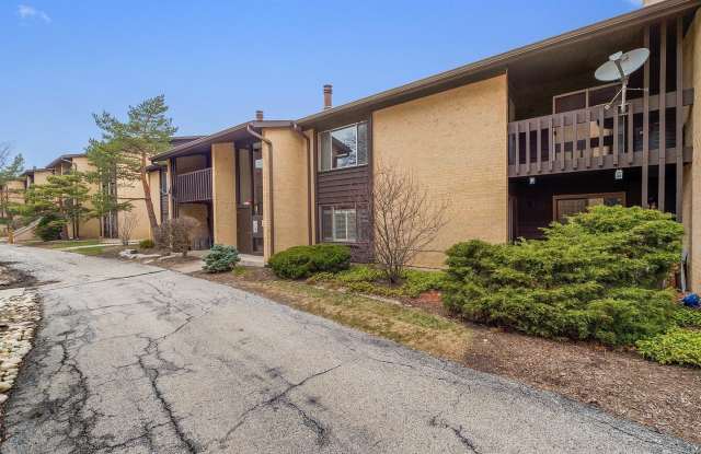 6176 Knoll Lane Court Gallery 1