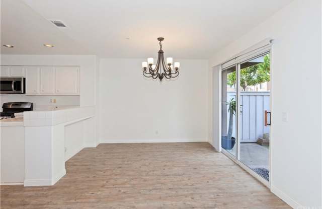 168 Valley View Gallery 4