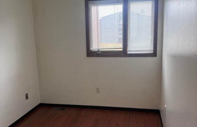 1 Bed/1 Bath South Anchorage  Condo with Washer and Dryer! Gallery 4