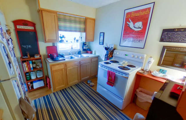 3D Tour Available - Close to City Park + Garage Parking + Washer  Dryer! Available August 5th! photos photos