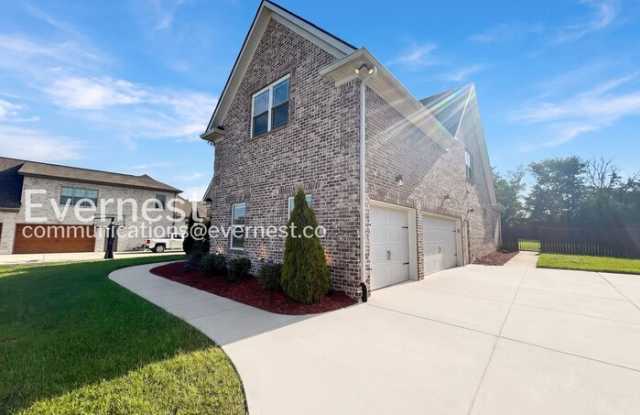 383 Cobblestone Way Gallery 1