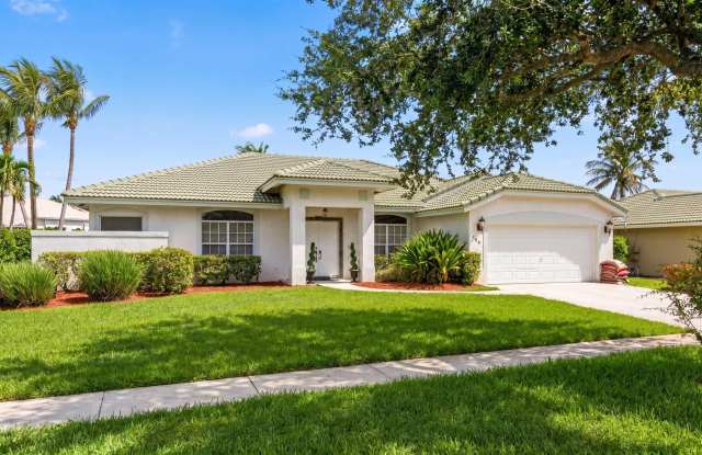 106 Fernwood Crescent photos photos