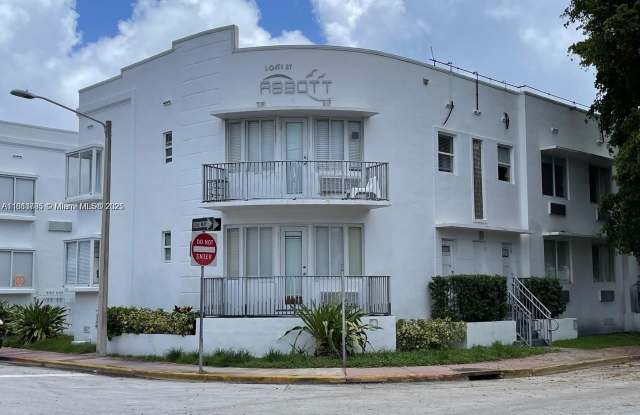 320 80th St photos photos