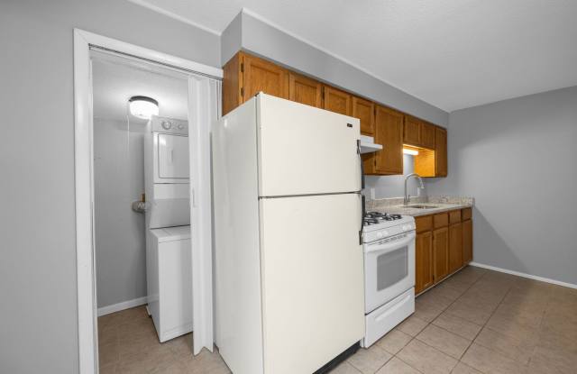 Two Bedroom One Bath Ranch Duplex in Batavia Gallery 3