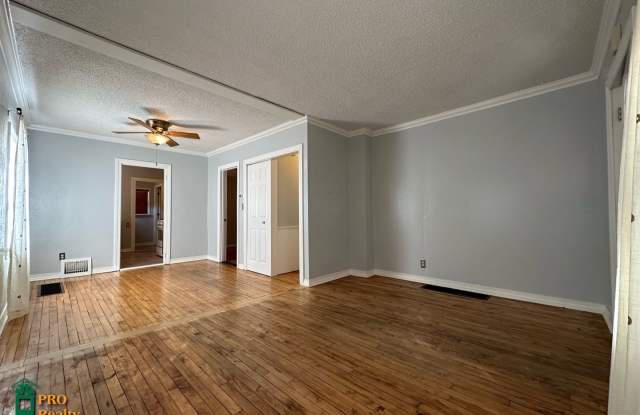 Charming 2 Bedroom Home in St. Paul photos photos
