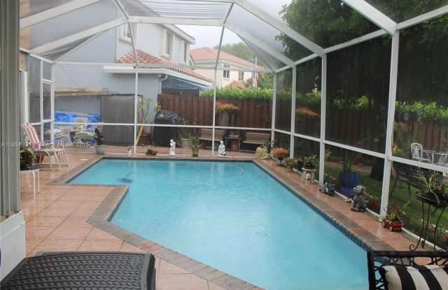 2601 Regalia Way photos photos