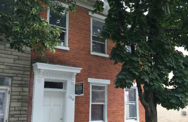 Spacious 3 Bedroom House, Yard- York City SD photos photos