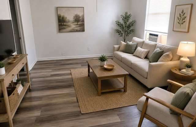 Welcome to 2821 SW 33rd! Gallery 1