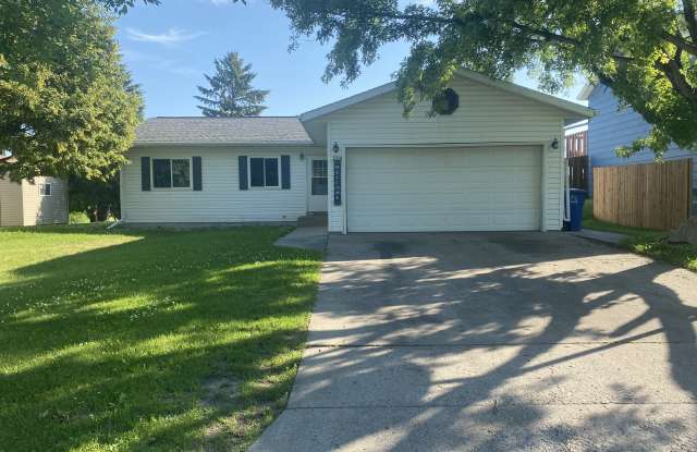 3314 Village Green Dr photos photos