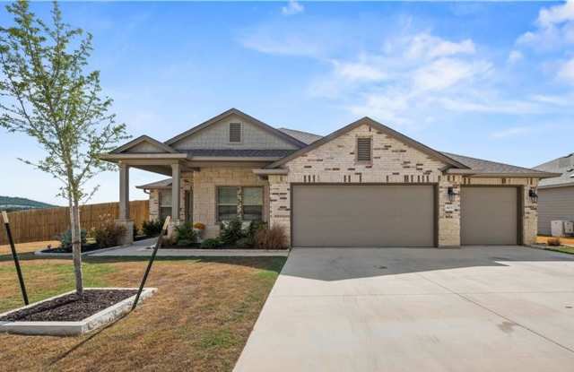 3-bedroom 2-bathroom home for rent in Clayton Ranch! Gallery 1