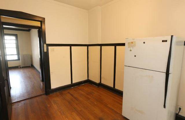 1923 Winnemac Gallery 3