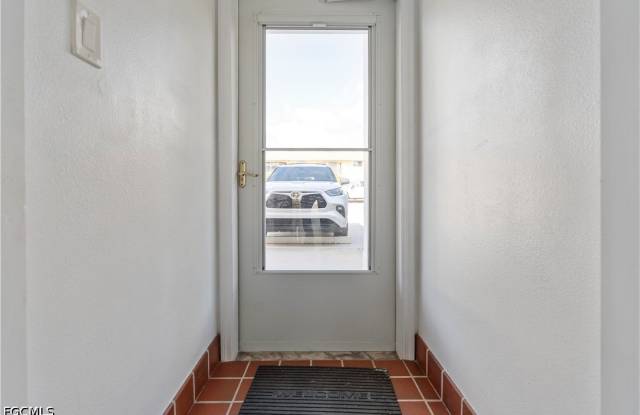 1490 Memoli Lane Gallery 3