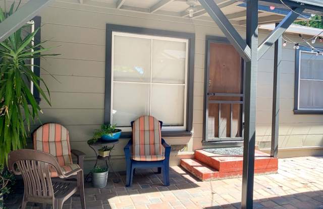 Charming Duplex Style 1 Bedroom 1 Bathroom Menlo Park Bungalow! photos photos