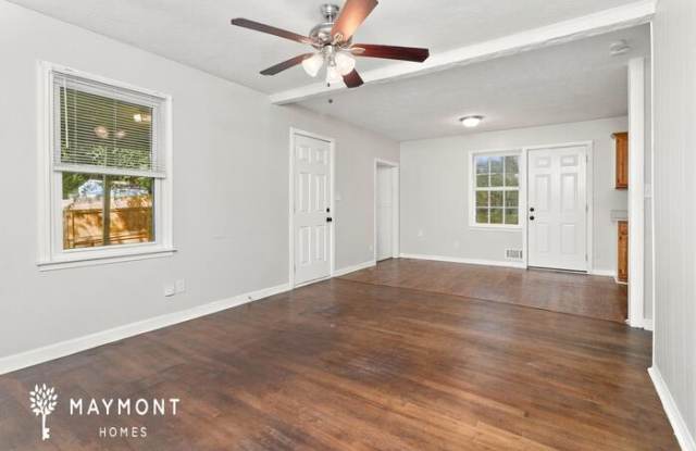 2020 Sanders Drive Gallery 4