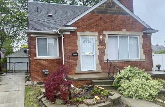 15337 Collinson Ave photos photos
