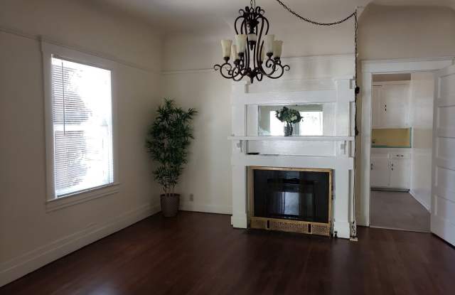804 Loma Vista Drive Gallery 2