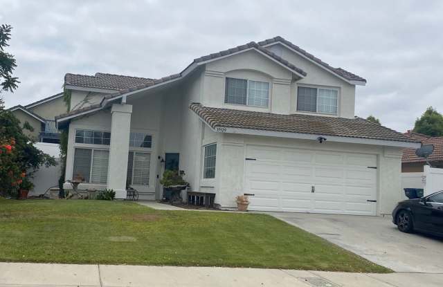 4 bedroom 2.5 bath + Office Home in beautiful Orangecrest! photos photos