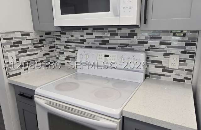 8180 Geneva Ct Gallery 2