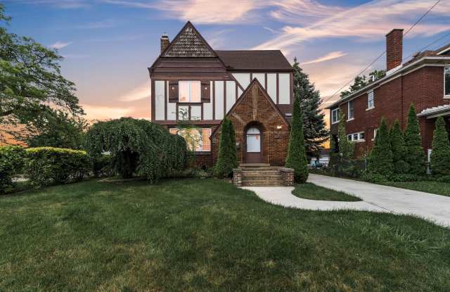 115 Biddle Avenue - 115 Biddle Avenue, Wyandotte, MI 48192