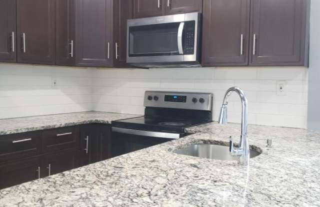 5329 WOODLAND Avenue unit: Flr #2/Rear - 5329 Woodland Avenue, Philadelphia, PA 19143