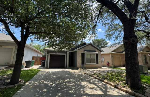 Move-In Ready 3-Bedroom Home Near the San Antonio Medical Center Gallery 1
