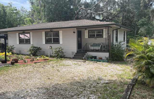 1406 South 14th Street - 1406 South 14th Street, Palatka, FL 32177