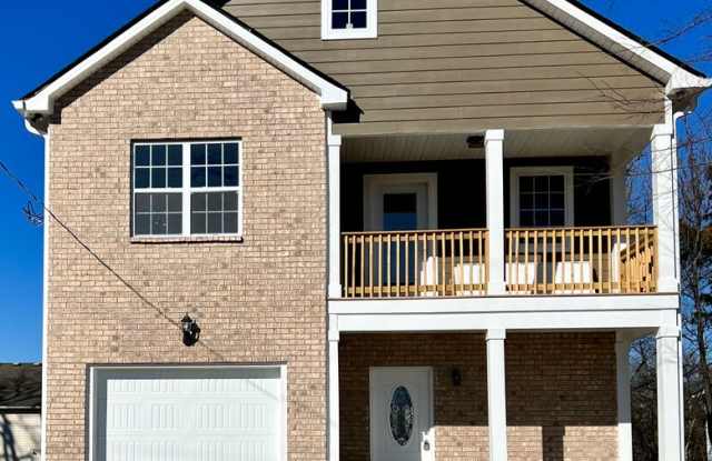 Stunning, Modern 4-Bed / 2.5-Bath Home for Rent – Less Than 20 Minutes to Downtown! photos photos