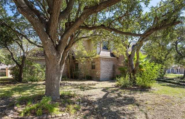 7022 Ashdown Drive Gallery 3