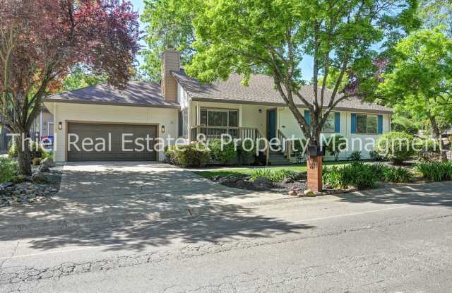 2277 Knollwood Drive photos photos