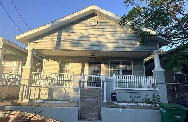 2912 YBOR STREET photos photos