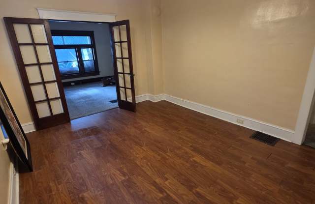 1424 West 8th Street - 1 photos photos