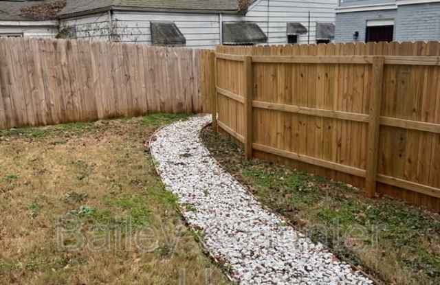 1328 B Blvd Lorraine SW photos photos