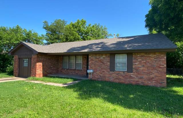 Section 8 + 4 Bedroom Home in the Heart of the Adventure District! - 1909 Meyers Place, Oklahoma City, OK 73111