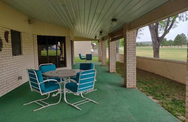 1717 Live Oak Gallery 2