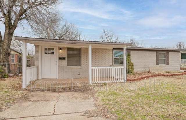 2124 S Sunnylane Road Gallery 2