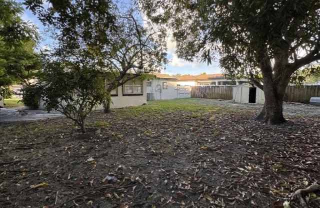 1148 Arizona Avenue Gallery 2